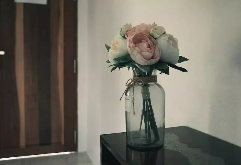 בית מלון כפרי Na Vela Village Adults Only