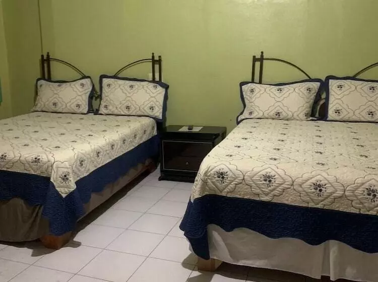 هتل Pavillon Des Receptions &