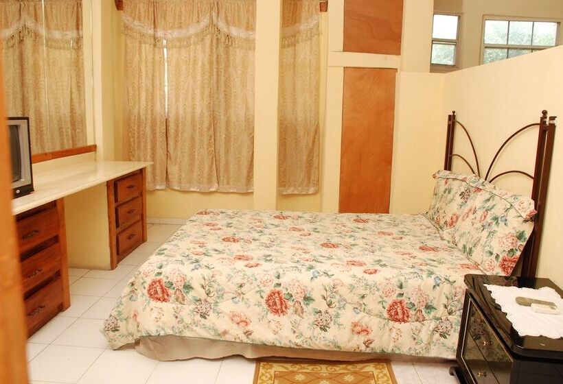 هتل Pavillon Des Receptions &