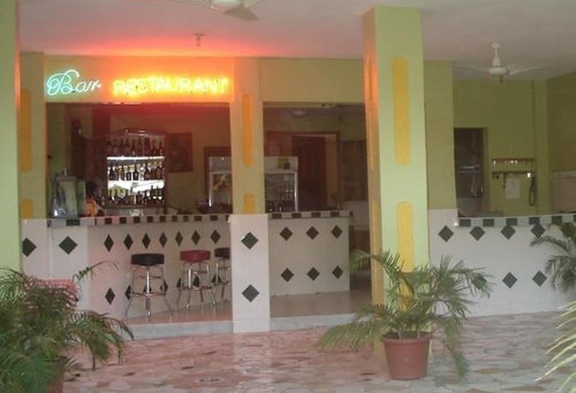 هتل Pavillon Des Receptions &