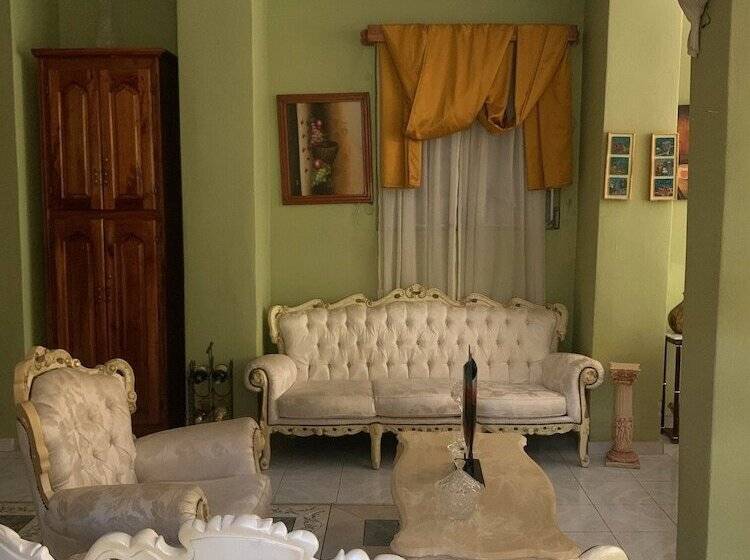 هتل Pavillon Des Receptions &