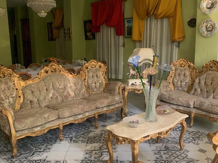 هتل Pavillon Des Receptions &