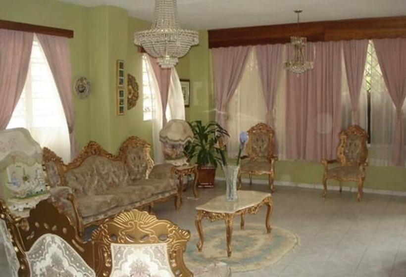 هتل Pavillon Des Receptions &