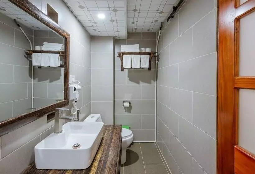 هتل Suncosy Central