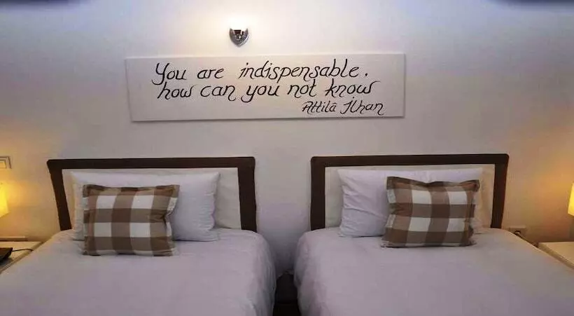 هتل The Print House