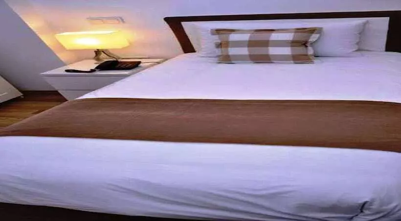 هتل The Print House