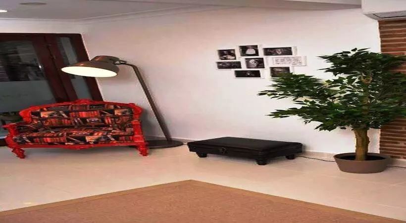 هتل The Print House