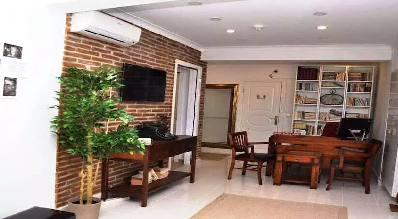 هتل The Print House