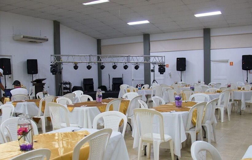 Hotel Tpr Campestre Las Pampas