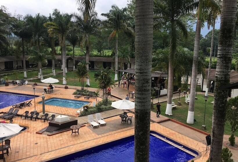 Hotel Tpr Campestre Las Pampas