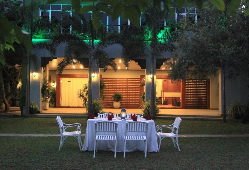 Hotel Wet Water Resort