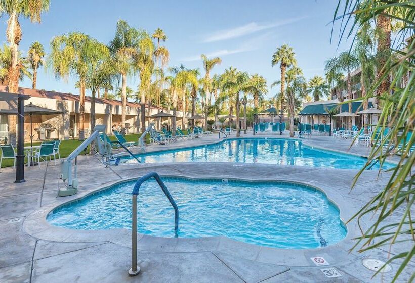 Отель Worldmark Palm Springs