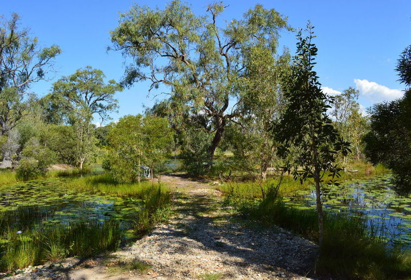 The Lovely Cottages Country Retreat