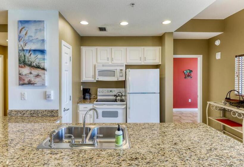 Sterling Resorts Grand Panama Beach Resort