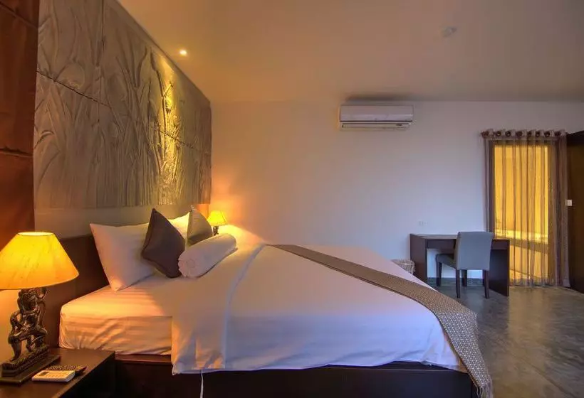 The Palm Boutique Hotel & Residence