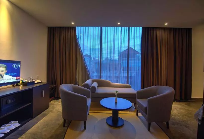 The Palm Boutique Hotel & Residence