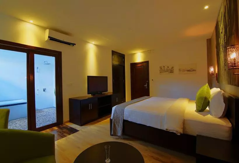 The Palm Boutique Hotel & Residence