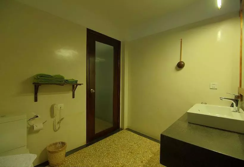 The Palm Boutique Hotel & Residence
