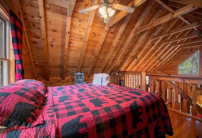 Bear Necessities Cozy Cabin Beside Briar Creek Fire Pit Wifi And Pet Friendly