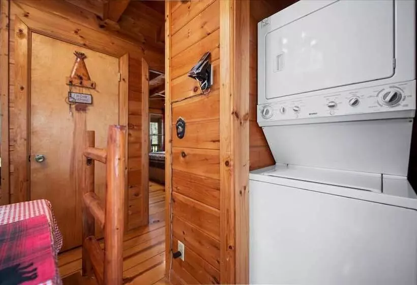 Bear Necessities Cozy Cabin Beside Briar Creek Fire Pit Wifi And Pet Friendly