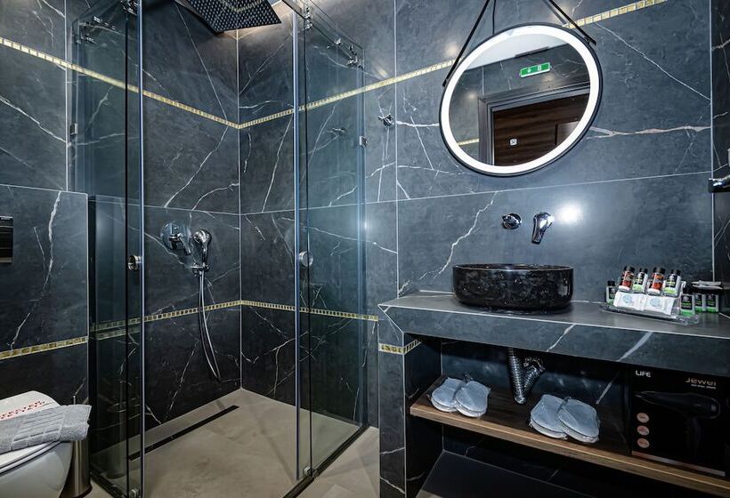 Evitel Luxury Living