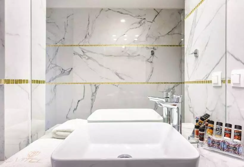 Evitel Luxury Living