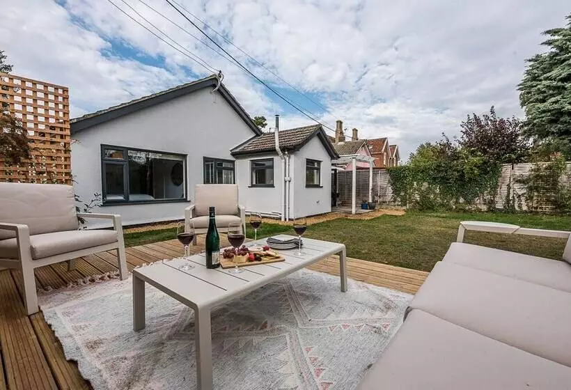 Festival House, Snape