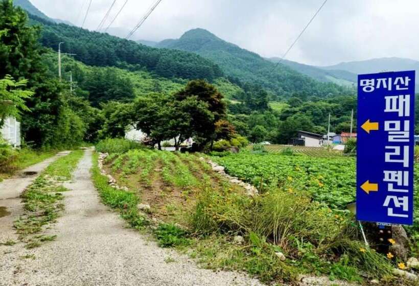 Gapyeong Myeongjisan Family Pension