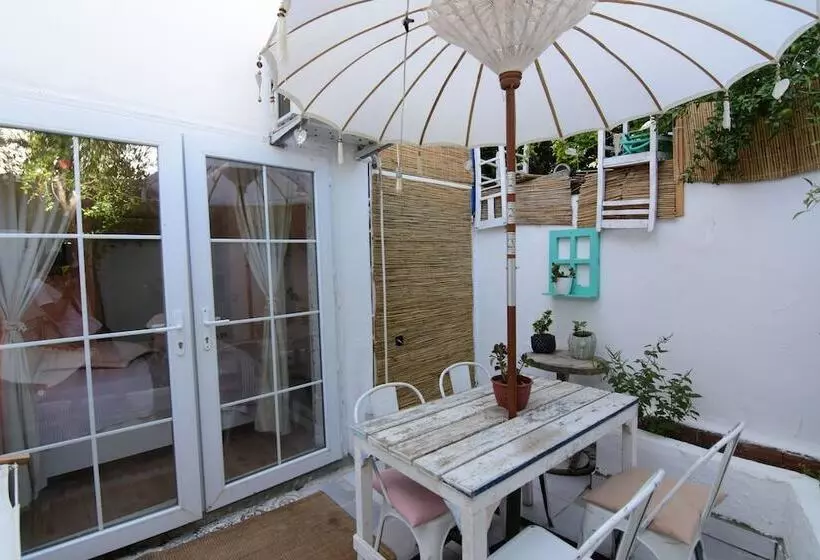 Hotelli Araçatı Pansiyon