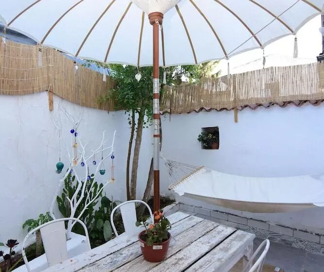 Hotelli Araçatı Pansiyon