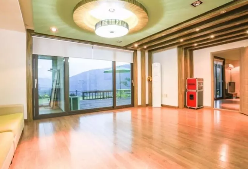 ホテル Gapyeong Starry Pension