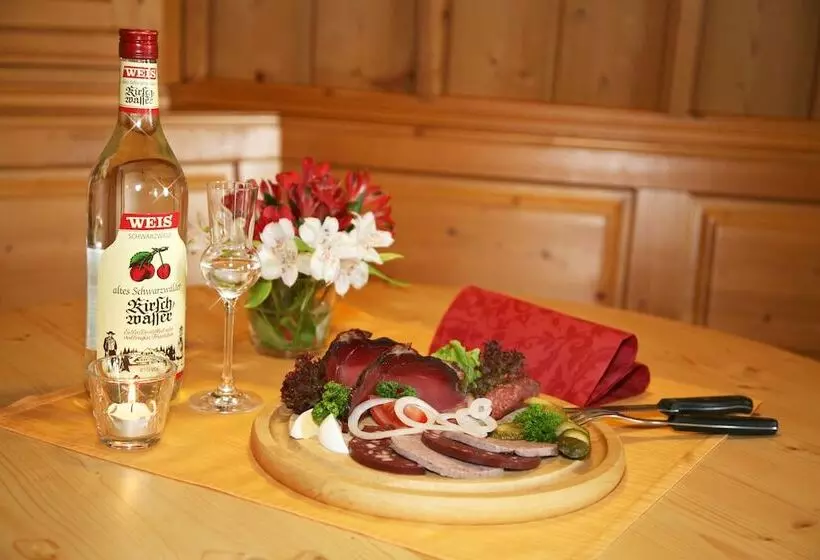 ホテル Gasthof Zum Kreuz Escheck