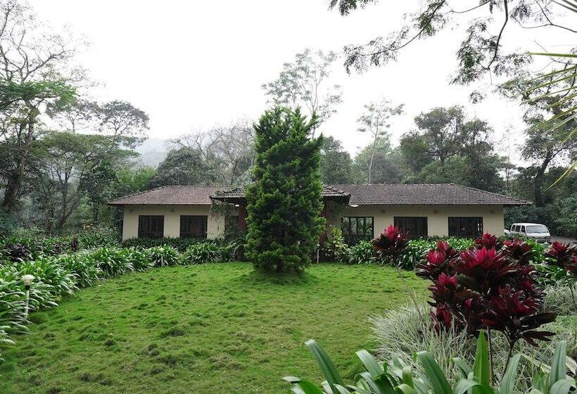 Отель Magnolia Estates & Resort