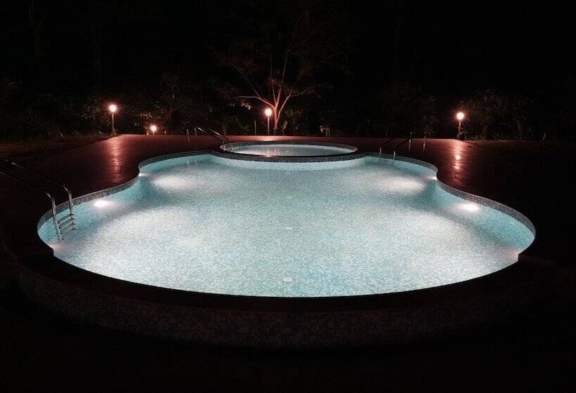 Отель Magnolia Estates & Resort