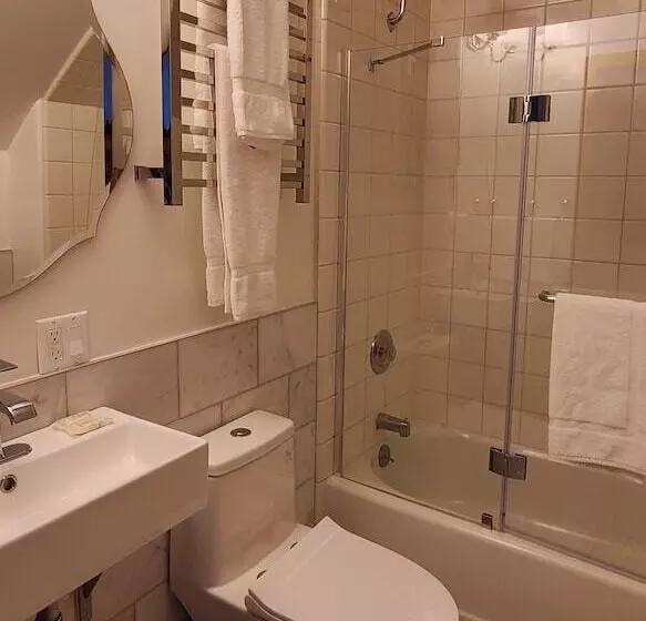 Hotelli Mcgee Creek Lodge