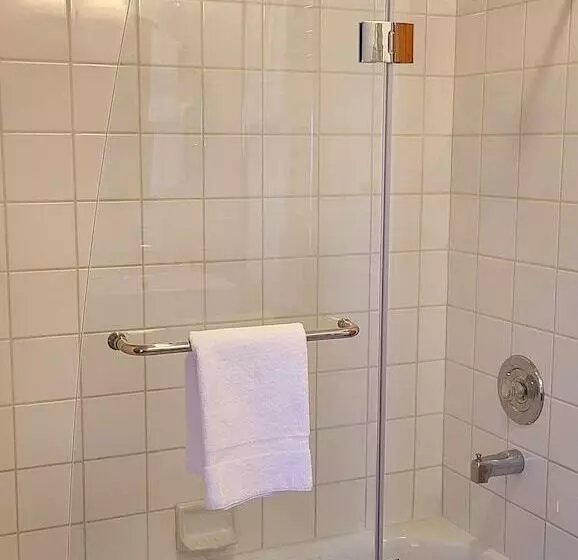 Hotelli Mcgee Creek Lodge