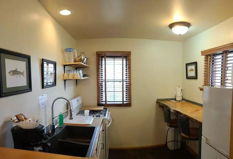 Hotelli Mcgee Creek Lodge