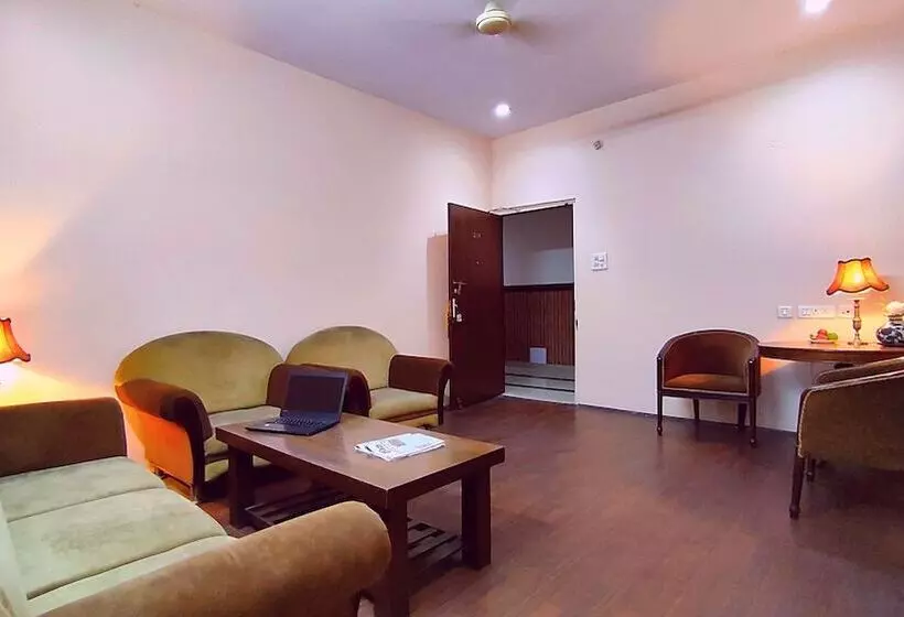 Park Square By Shrigo Hotels