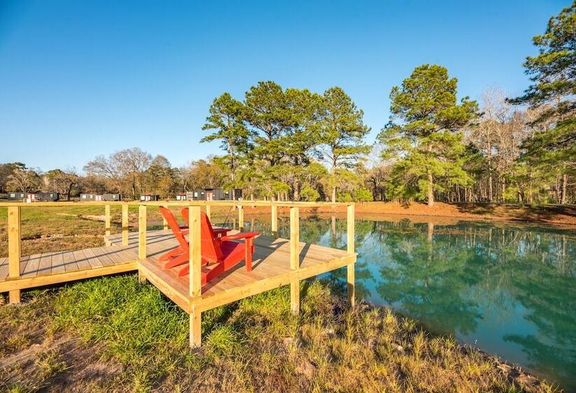 교외 호텔 Happy Goat Retreat