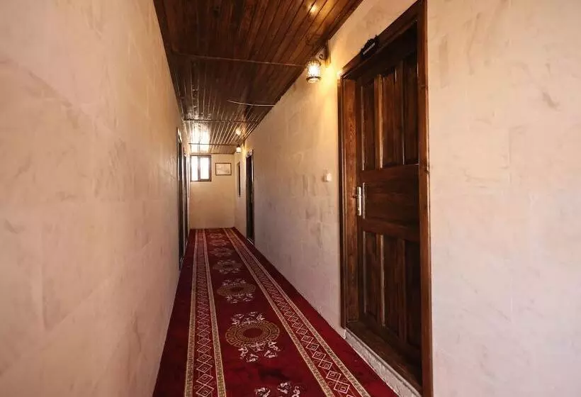 هتل Serif Pasa Konaklari