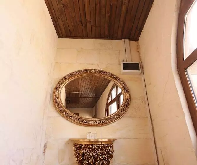 هتل Serif Pasa Konaklari