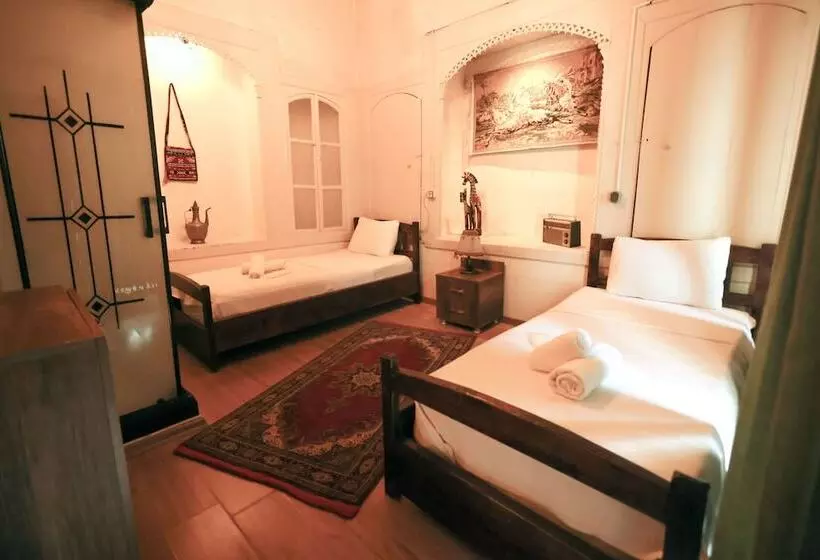 هتل Serif Pasa Konaklari