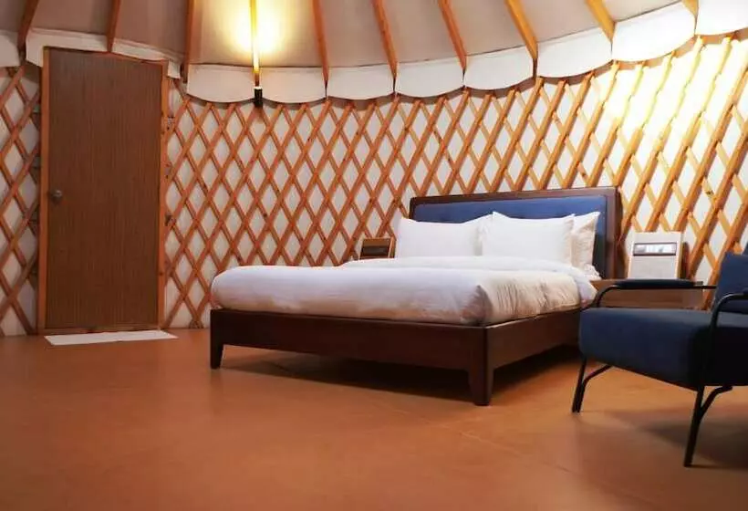 ホテル Shanti Resorts