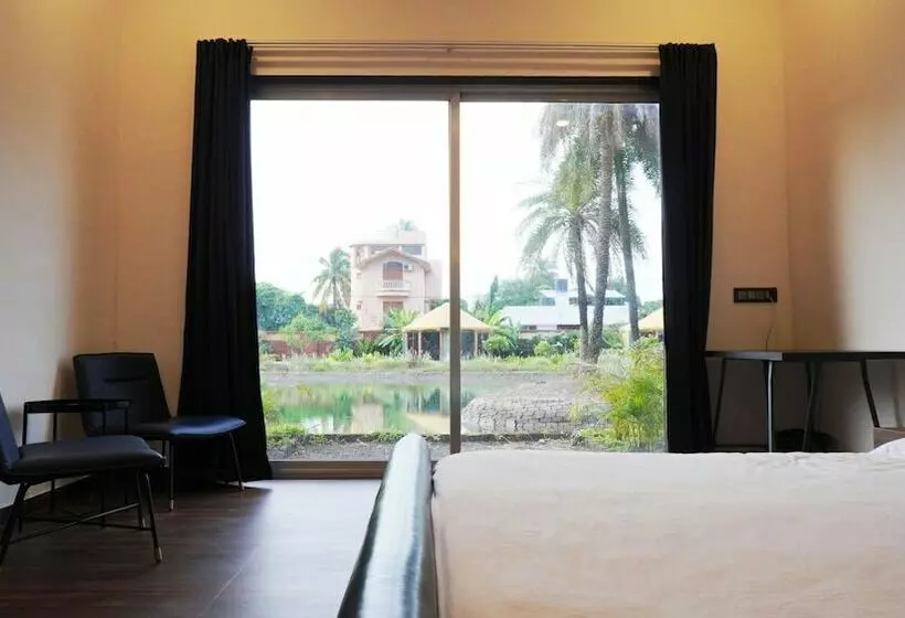 ホテル Shanti Resorts
