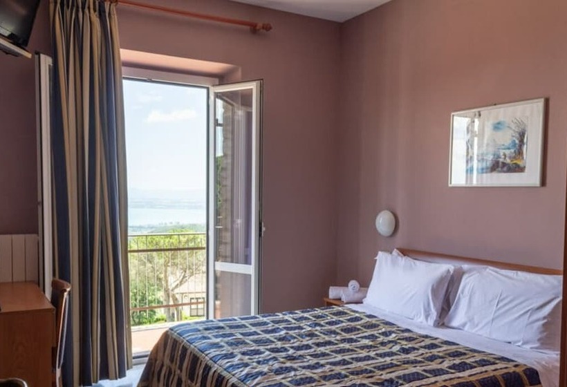 בית מלון כפרי Villa La Cima