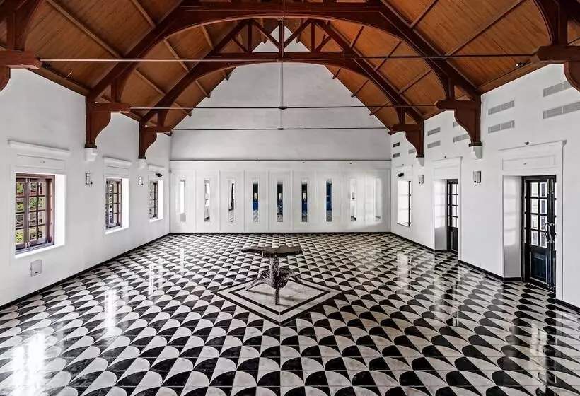 هتل Welcomheritage Azora By Ayatana