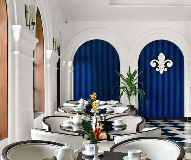 هتل Welcomheritage Azora By Ayatana