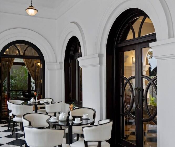 هتل Welcomheritage Azora By Ayatana