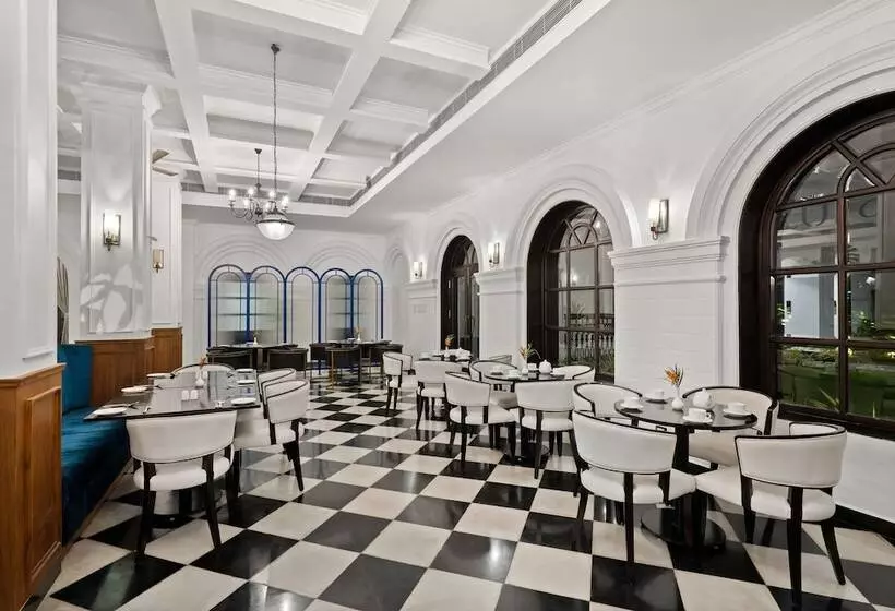 هتل Welcomheritage Azora By Ayatana