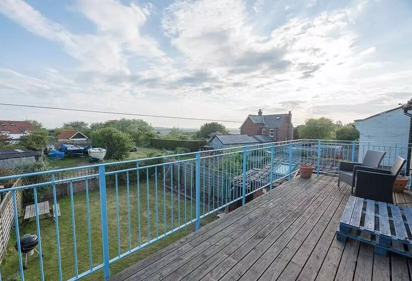 Lovely South Facing Garden, Close To Beach, Aldeburgh